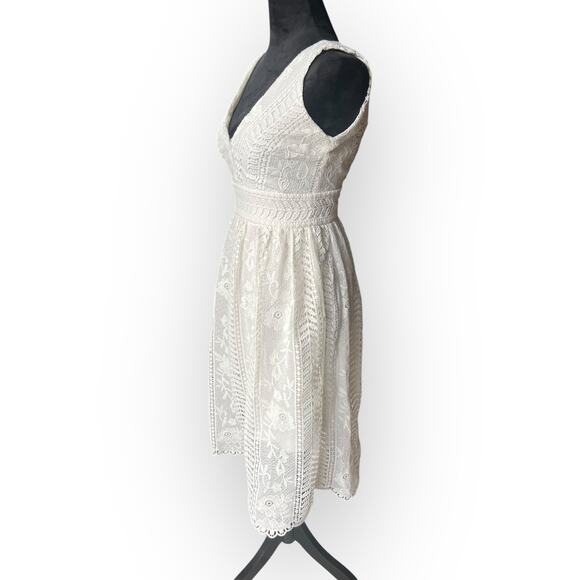 Lulus Women's Charmed Ivory Lace Sleeveless A-Line Midi Dress Size XS - Picture 4 of 16